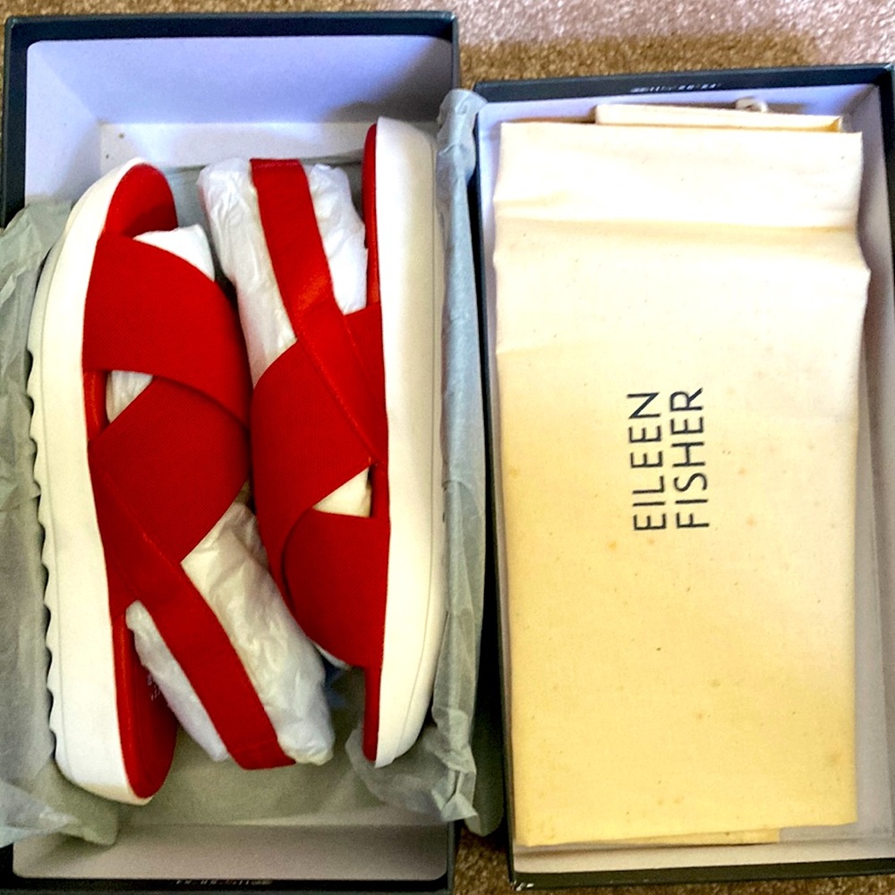 Eileen fisher Trek- MS Zinnia stretch mesh sandal RED Sz 7.5 M NEW